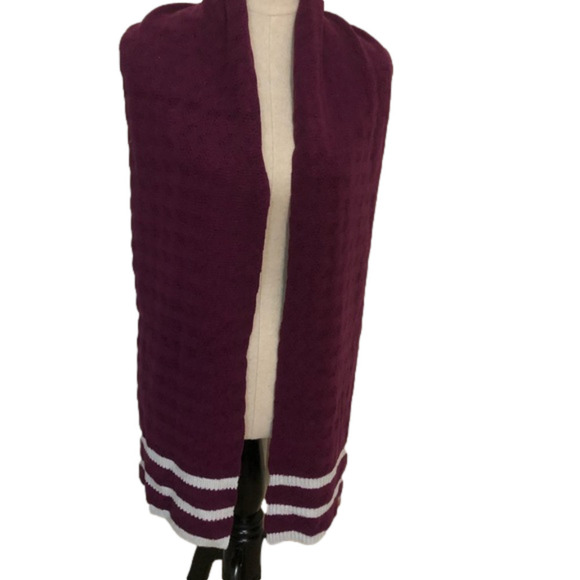 Carhartt Purple and Gray Like New Scarf - Picture 1 of 5